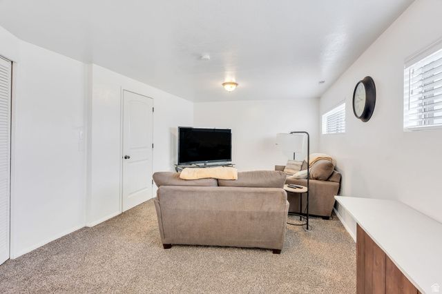 1896 CLIFF PL, Layton, UT 84041