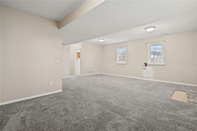 2090 N 900th Road, Eudora, KS 66025