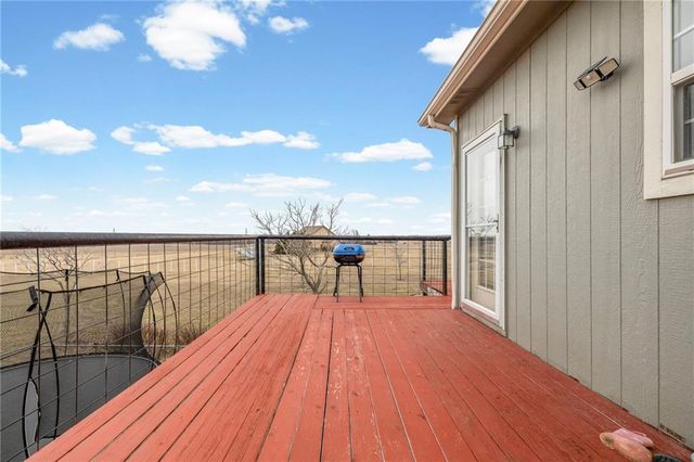 2090 N 900th Road, Eudora, KS 66025