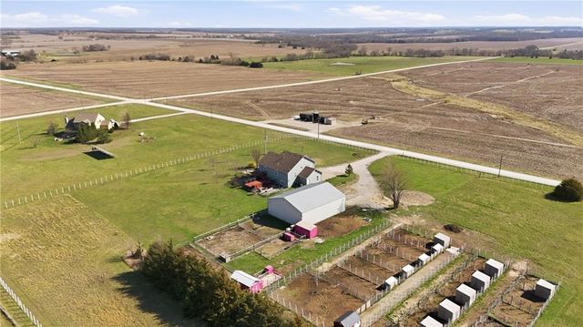 2090 N 900th Road, Eudora, KS 66025