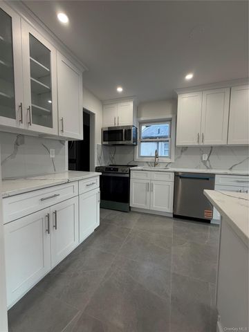 15-80 208th Place, Bayside, NY 11360
