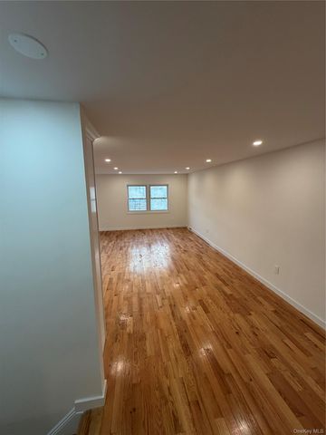 15-80 208th Place, Bayside, NY 11360