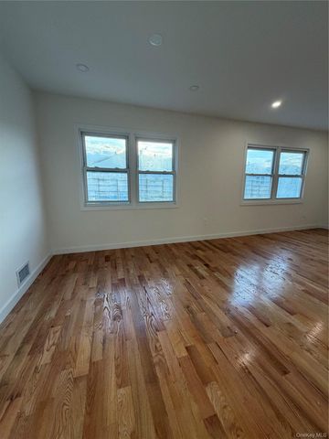 15-80 208th Place, Bayside, NY 11360