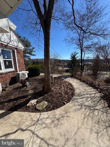 2200 TAYLOR AVE, Huntingdon, PA 16652