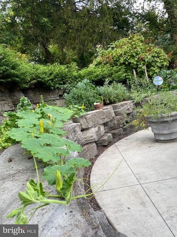 2200 TAYLOR AVE, Huntingdon, PA 16652