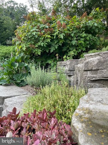 2200 TAYLOR AVE, Huntingdon, PA 16652