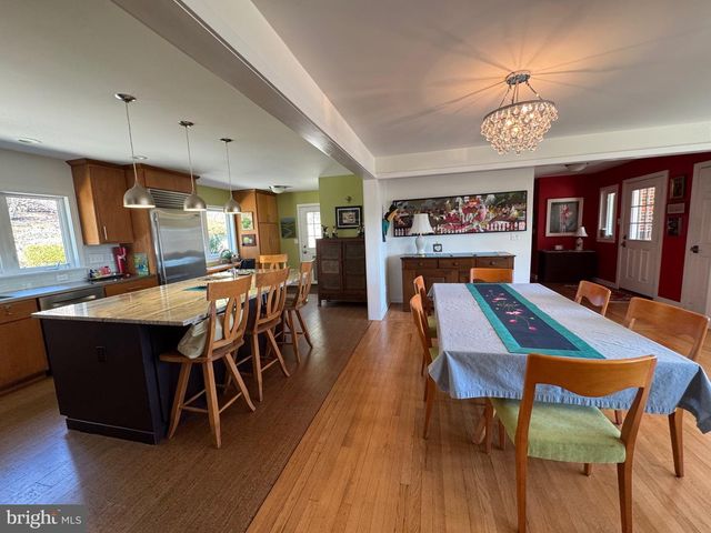 2200 TAYLOR AVE, Huntingdon, PA 16652