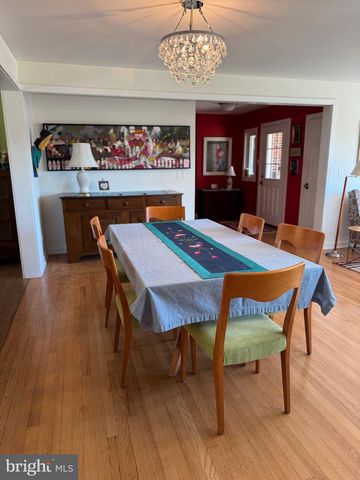 2200 TAYLOR AVE, Huntingdon, PA 16652