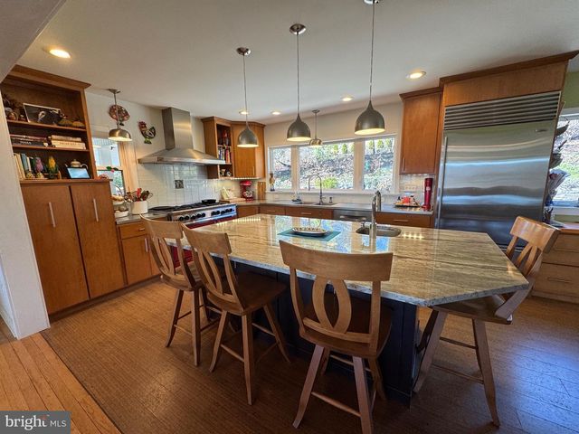 2200 TAYLOR AVE, Huntingdon, PA 16652