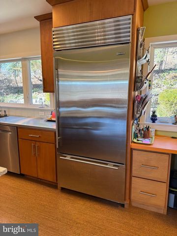 2200 TAYLOR AVE, Huntingdon, PA 16652