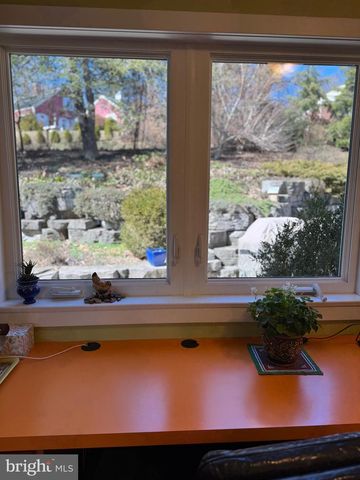 2200 TAYLOR AVE, Huntingdon, PA 16652