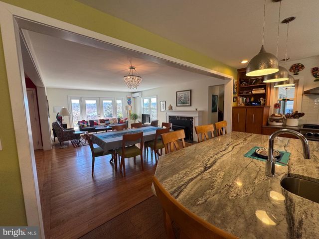 2200 TAYLOR AVE, Huntingdon, PA 16652