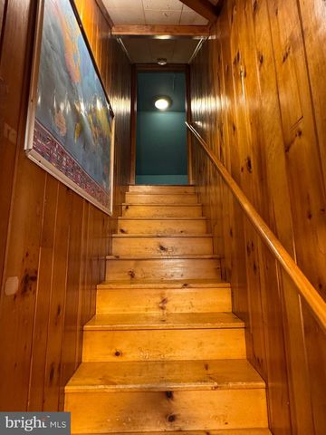 2200 TAYLOR AVE, Huntingdon, PA 16652