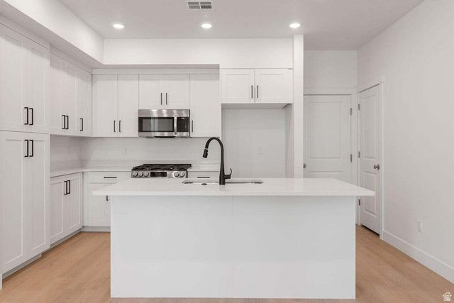 5968 S JASPER RIDGE DR, St. George, UT 84790