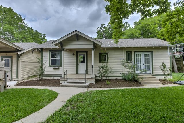 804 Howard ST, Taylor, TX 76574