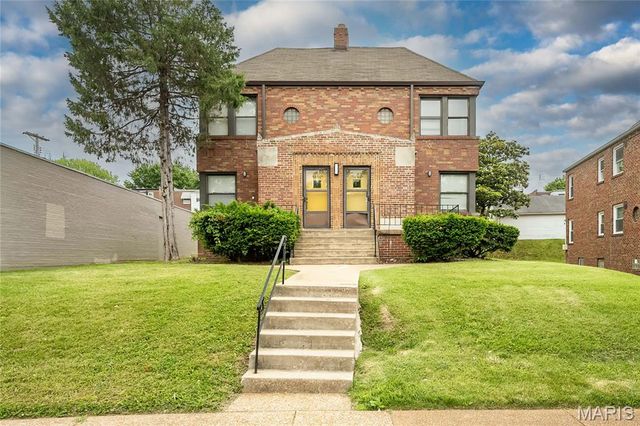 5860 Christy Boulevard, St Louis, MO 63116