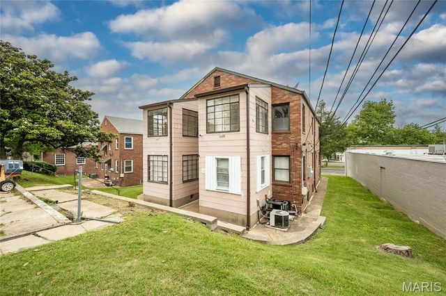 5860 Christy Boulevard, St Louis, MO 63116