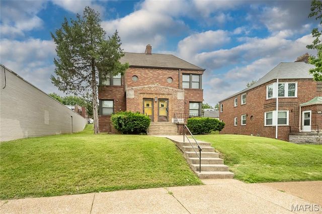 5860 Christy Boulevard, St Louis, MO 63116