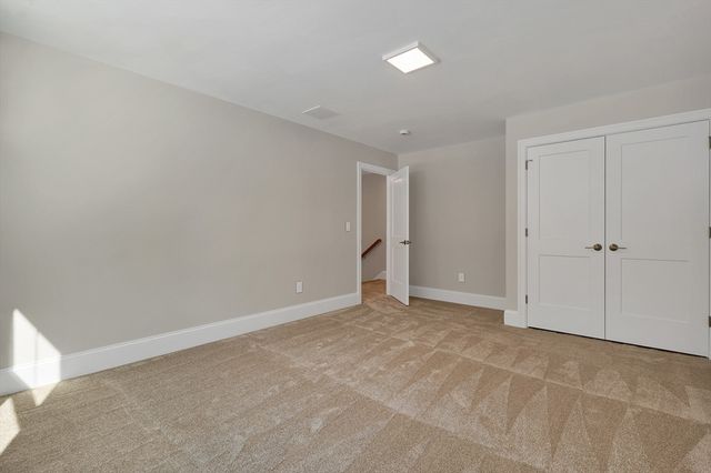 131 County Road, Amherst, NH 03031