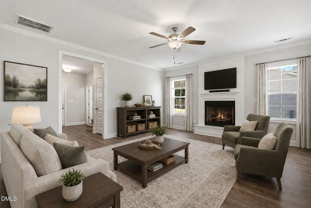 16 Sagebrook Court, Zebulon, NC 27597