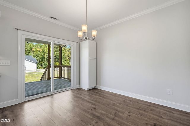 16 Sagebrook Court, Zebulon, NC 27597