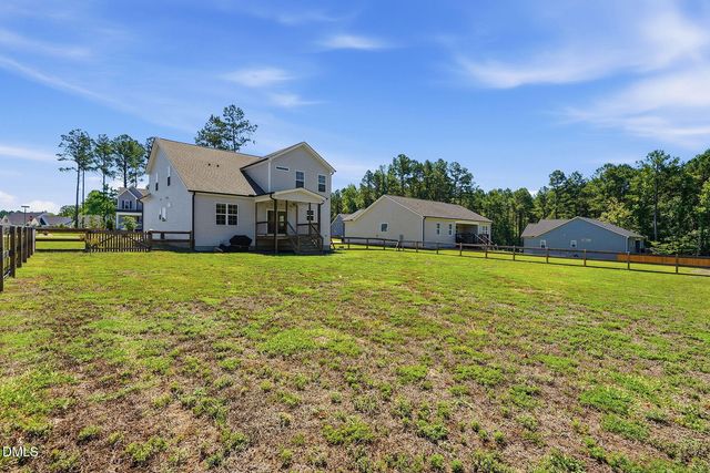 16 Sagebrook Court, Zebulon, NC 27597