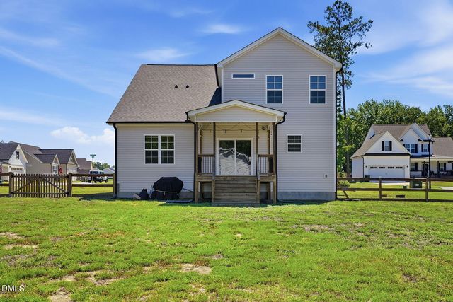 16 Sagebrook Court, Zebulon, NC 27597