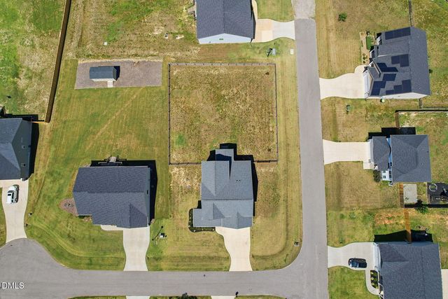 16 Sagebrook Court, Zebulon, NC 27597