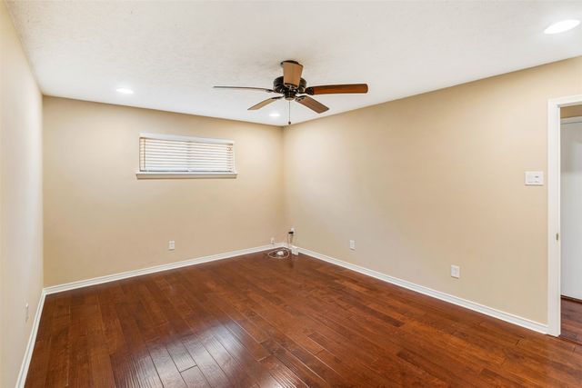 5811 Clendenin Avenue, Dallas, TX 75228