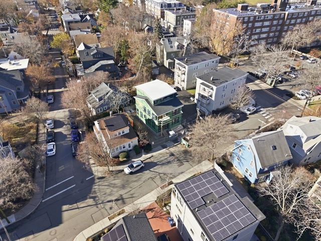 24 Newell St, Cambridge, MA 02140