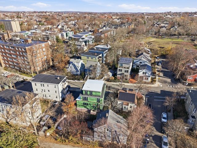 24 Newell St, Cambridge, MA 02140