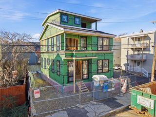 24 Newell St, Cambridge, MA 02140