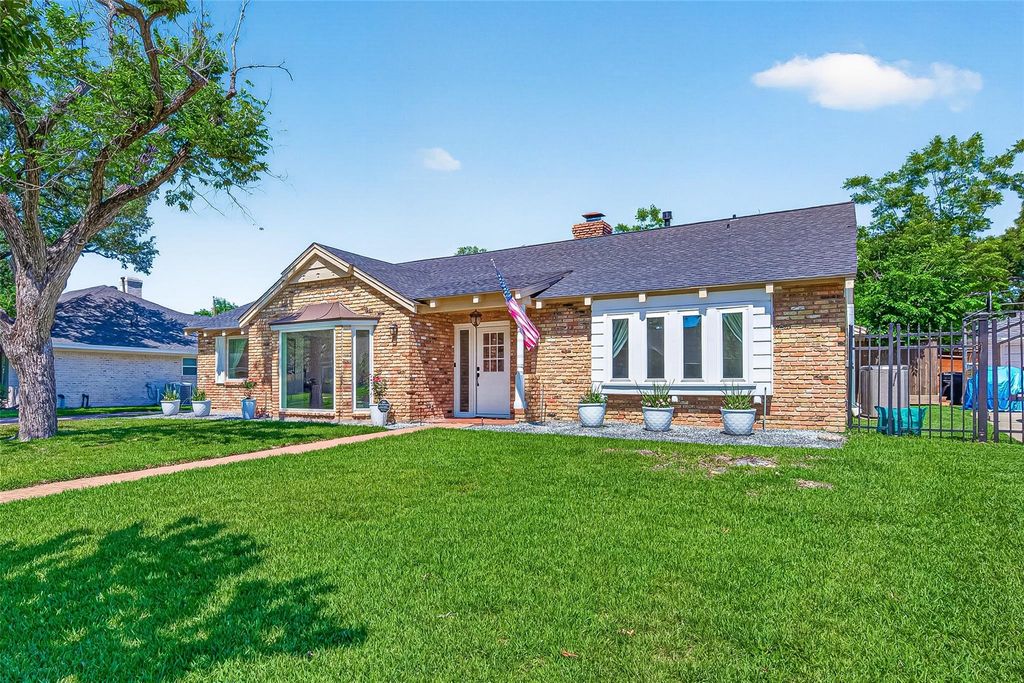 2610 Teague Road, Houston, TX 77080