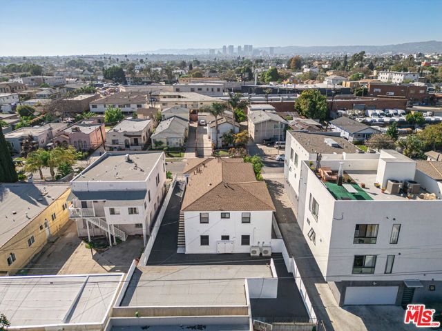 2046 Burnside Avenue, Los Angeles, CA 90016