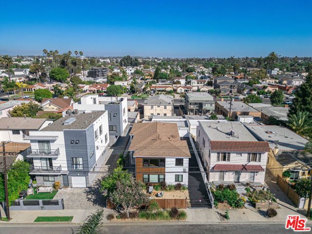 2046 Burnside Avenue, Los Angeles, CA 90016