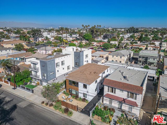 2046 Burnside Avenue, Los Angeles, CA 90016