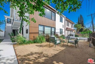 2046 Burnside Avenue, Los Angeles, CA 90016