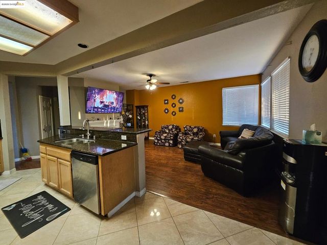 2236 Newport Ct, Discovery Bay, CA 94505