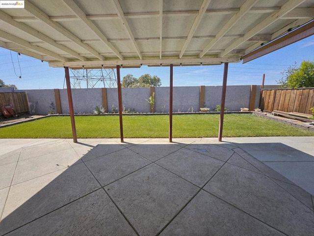 2236 Newport Ct, Discovery Bay, CA 94505