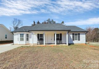 105 Ace Avenue, Dallas, NC 28034