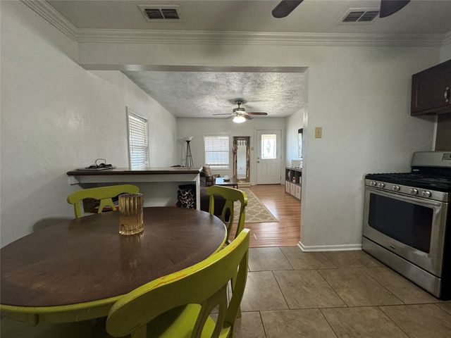 1206 S Crockett Drive, Abilene, TX 79605