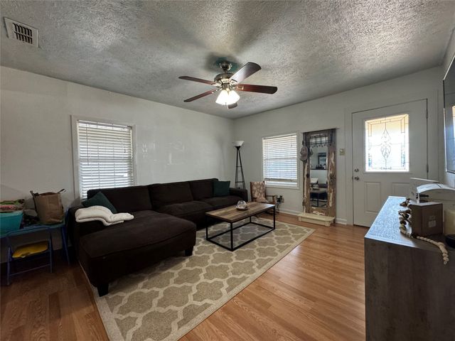 1206 S Crockett Drive, Abilene, TX 79605