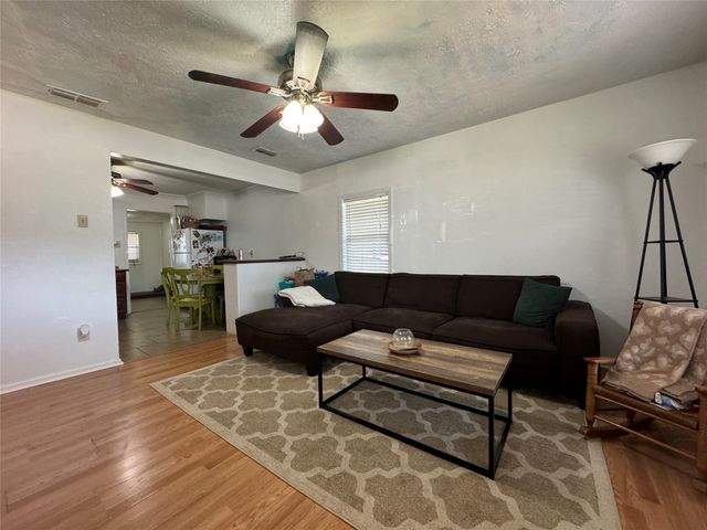 1206 S Crockett Drive, Abilene, TX 79605