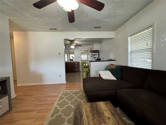 1206 S Crockett Drive, Abilene, TX 79605