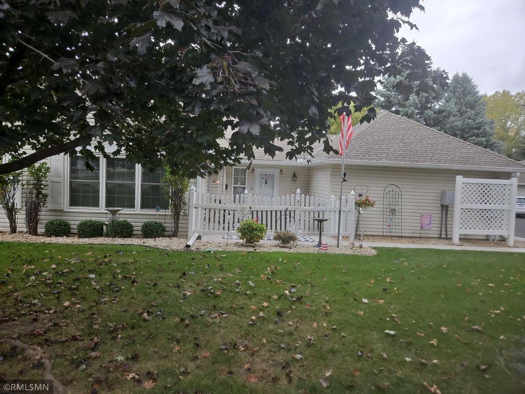 3056 Timberwood Court 21, Eagan, MN 55121 — exterior