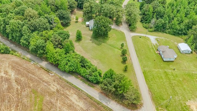 1633 HARDIN GRAVEYARD RD, Adamsville, TN 38310