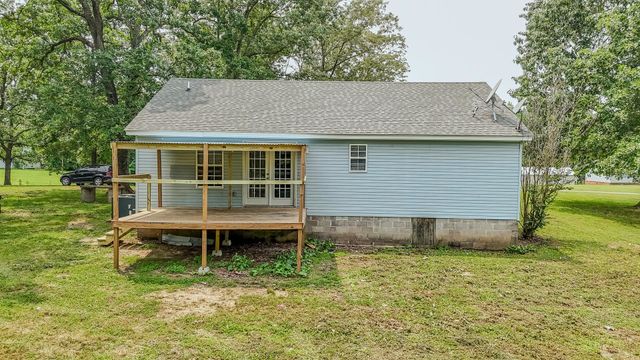 1633 HARDIN GRAVEYARD RD, Adamsville, TN 38310