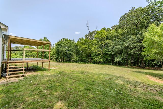 1633 HARDIN GRAVEYARD RD, Adamsville, TN 38310