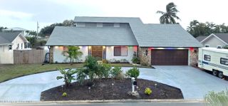 725 Puesta Del Sol Plaza, Indialantic, FL 32903