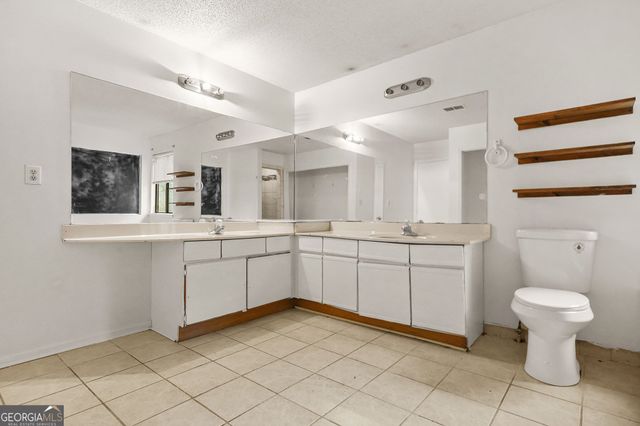 1201 Realm Lane, Lawrenceville, GA 30044